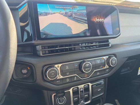 New 2026 Jeep Gladiator Sport image 20