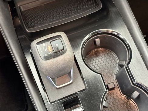 Used 2023 Nissan Rogue SL image 14