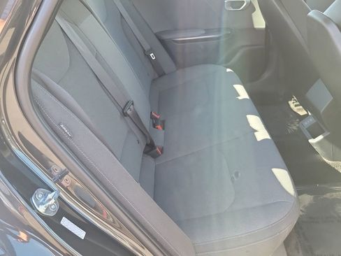 Used 2025 Kia K4 LXS image 22