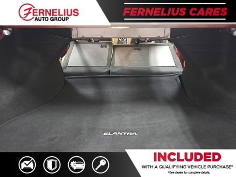 Used 2013 Hyundai Elantra GLS image 23