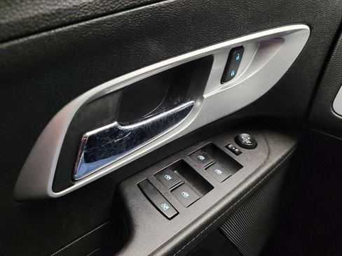 Used 2017 Chevrolet Equinox LT w/ Convenience Package FWD image 27