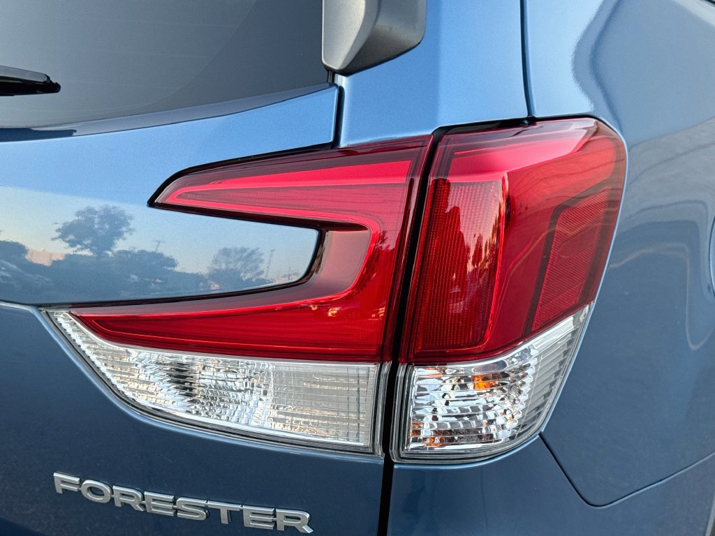 Used 2020 Subaru Forester Premium AWD/4WD image 33