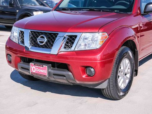 Used 2020 Nissan Frontier SV RWD image 11