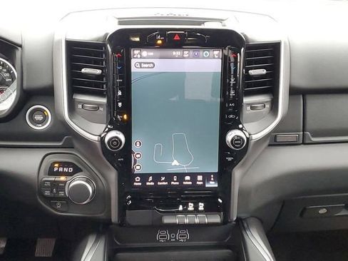 New 2026 RAM 1500 4x4 Crew Cab image 17