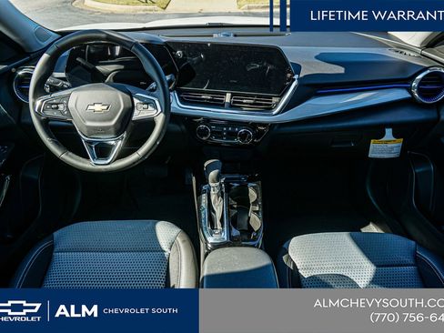 New 2026 Chevrolet Trax LT w/ Driver Confidence Package FWD image 25