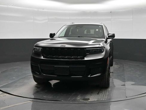 Used 2022 Jeep Grand Cherokee L Laredo AWD/4WD image 3
