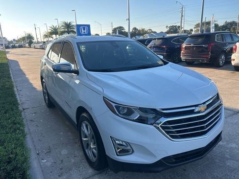 Used 2021 Chevrolet Equinox Premier image 3