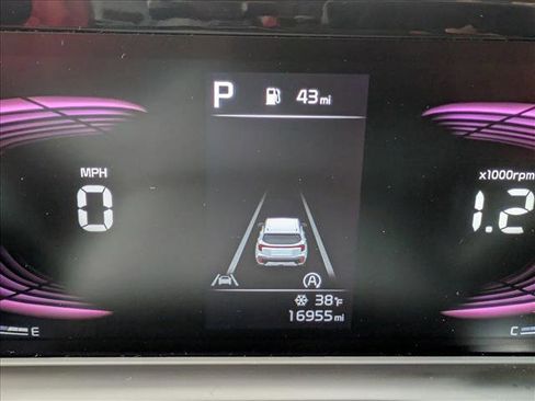 Used 2024 Kia Seltos LX image 11