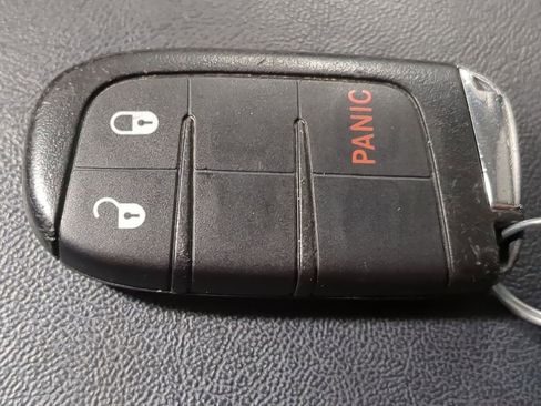 Used 2019 Jeep Compass Latitude image 45