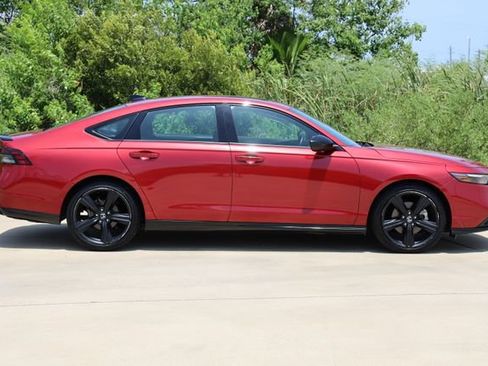 Certified 2023 Honda Accord Sport image 4