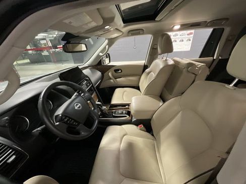 Used 2022 Nissan Armada SL w/ Captain's Chairs Package AWD/4WD image 39