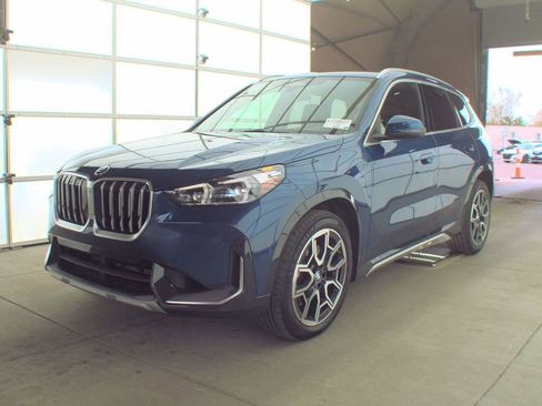 Used 2025 BMW X1 xDrive28i AWD/4WD image 1