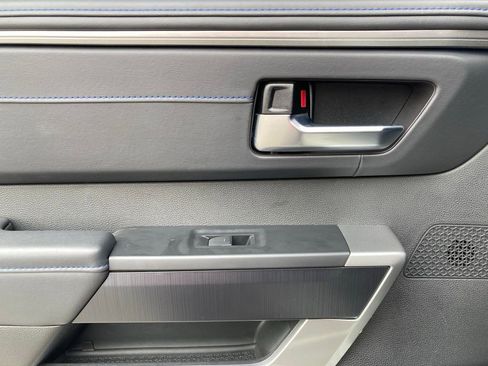 Used 2024 Toyota Tundra Platinum AWD/4WD image 11