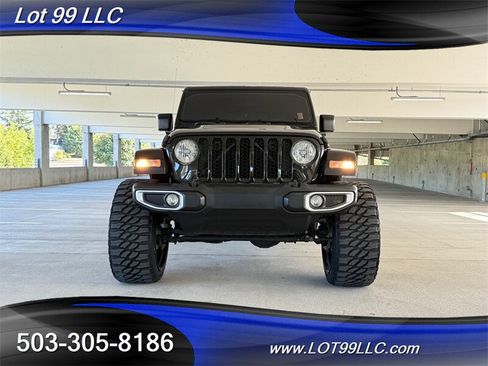 Used 2022 Jeep Gladiator Sport AWD/4WD image 3