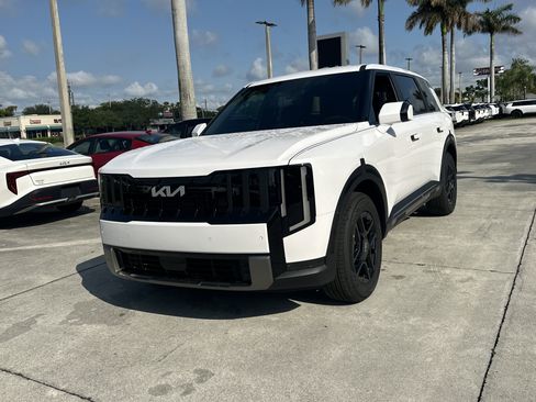 New 2027 Kia Telluride LX FWD image 2