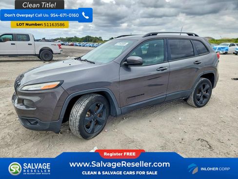 Used 2018 Jeep Cherokee Latitude w/ Altitude Package FWD image 1