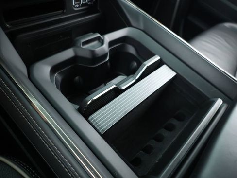 Used 2020 RAM 2500 Limited image 15