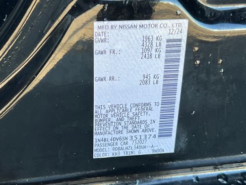 Used 2025 Nissan Altima 2.5 SV FWD image 32