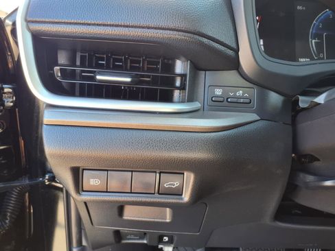 Certified 2025 Toyota Grand Highlander AWD image 18