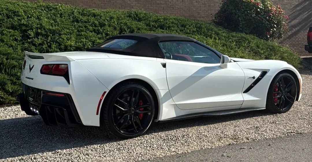 Used 2019 Chevrolet Corvette Stingray Convertible Z51 2LT RWD image 6