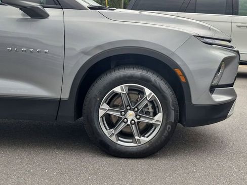 Used 2023 Chevrolet Blazer LT w/ Driver Confidence Package FWD image 10
