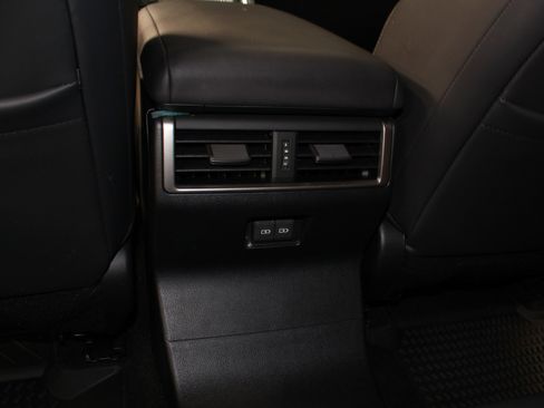 Used 2025 Lexus GX 550 w/ Accessory Package (32) AWD/4WD image 41