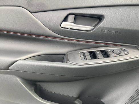 New 2026 Nissan Sentra SR w/ SR Premium Package image 25