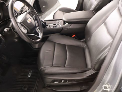 Used 2024 Cadillac XT6 Premium Luxury image 11