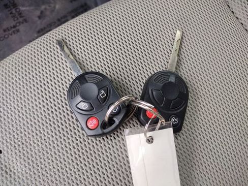 Used 2012 Ford Focus SE image 29