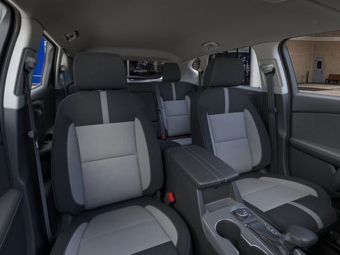 New 2026 Chevrolet Blazer LT image 16