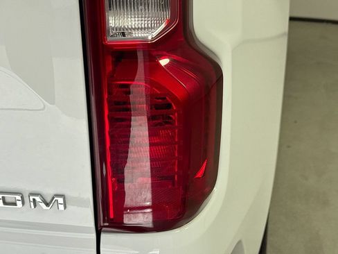 Used 2024 Chevrolet Silverado 1500 Custom RWD image 32