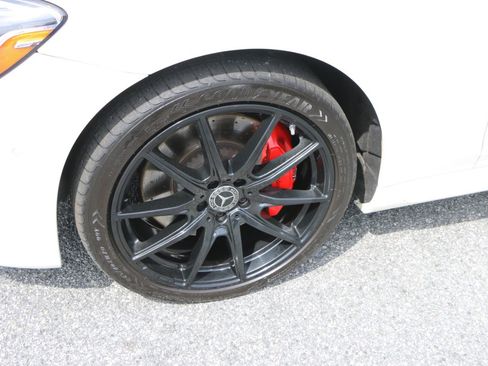 Used 2019 Mercedes-Benz S 560 4MATIC Sedan image 14
