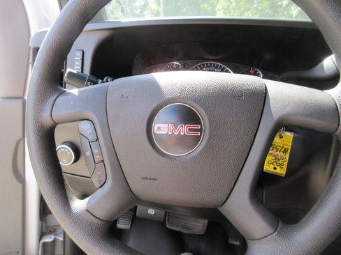 Used 2020 GMC Savana 2500 w/ Driver Convenience Package RWD image 33