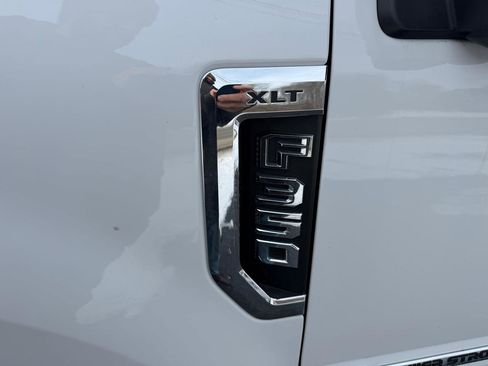 Used 2019 Ford F350 XLT w/ XLT Value Package image 11