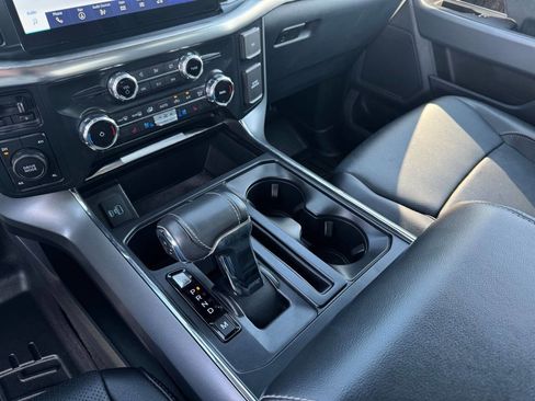 Used 2022 Ford F150 Lariat image 29