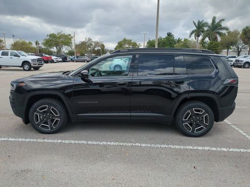 New 2026 Jeep Cherokee Laredo AWD/4WD image 8