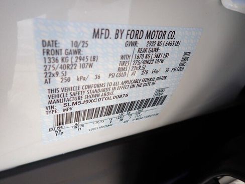 New 2026 Lincoln Aviator Black Label w/ Dynamic Handling Package image 30