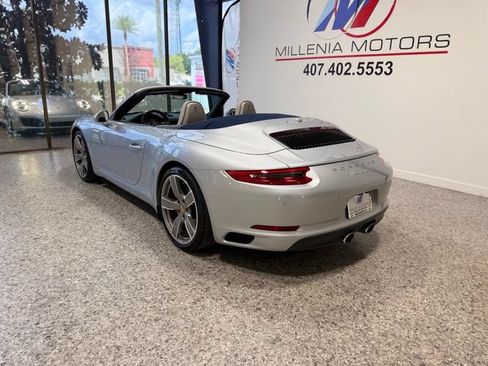 Used 2017 Porsche 911 Carrera S RWD image 3