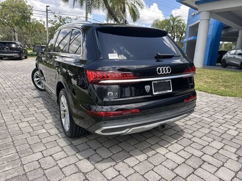 Used 2021 Audi Q7 3.0T Premium Plus w/ Premium Plus Package AWD/4WD image 12