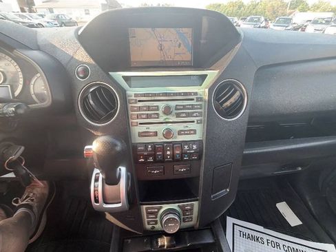 Used 2011 Honda Pilot Touring image 11
