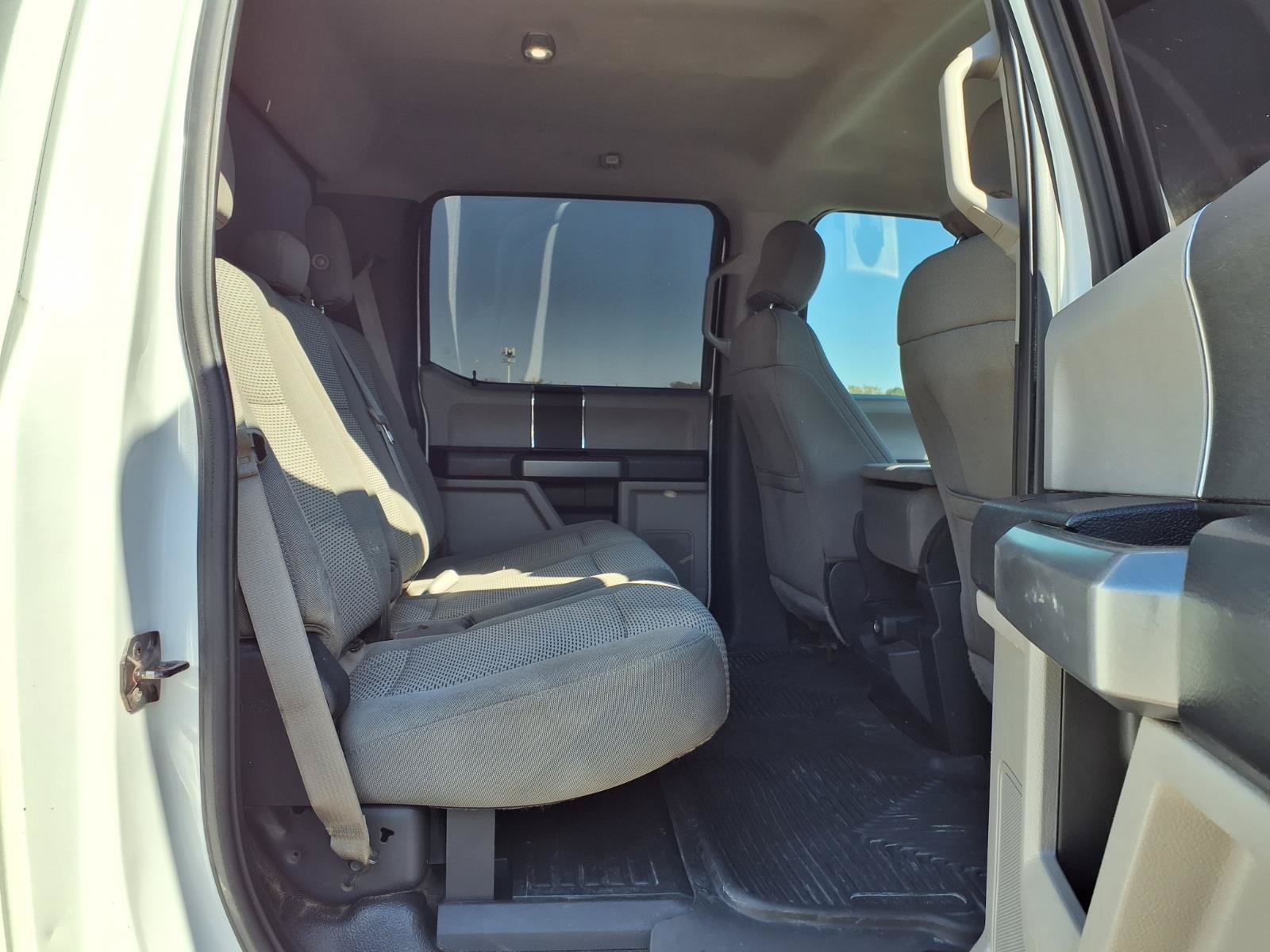 Used 2017 Ford F350 XLT w/ Camper Package AWD/4WD image 26