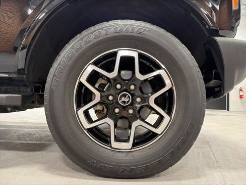 Used 2022 Ford Bronco Outer Banks image 34