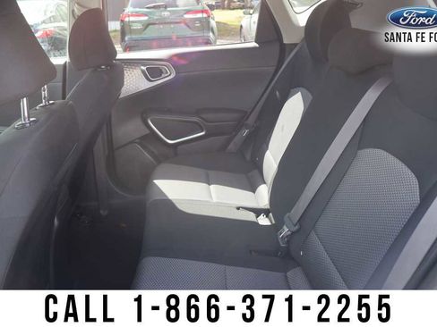 Used 2023 Kia Soul LX image 14