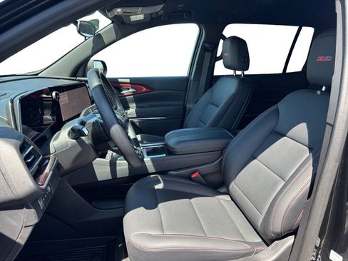Certified 2026 Chevrolet Traverse Z71 w/ LPO, Floor Liner Package AWD/4WD image 10