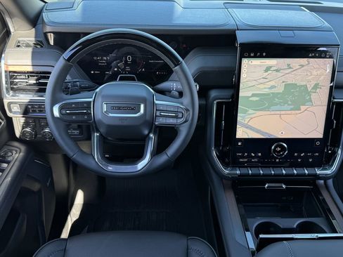 New 2026 GMC Yukon XL Denali w/ Denali Reserve Package image 11