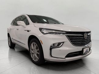 Used 2023 Buick Enclave Essence w/ Experience Buick Package AWD/4WD video 1