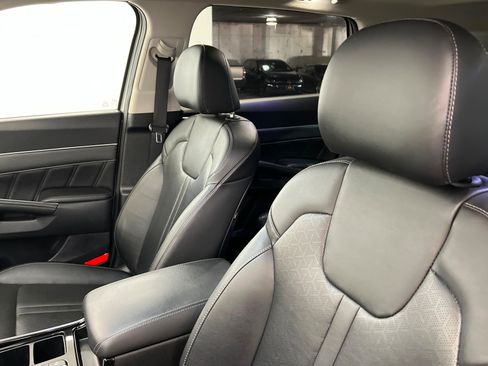 Used 2022 Kia Sorento SX AWD/4WD image 17