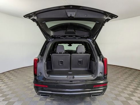 New 2025 Cadillac XT6 Premium Luxury image 14