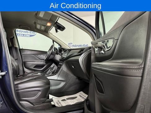 Used 2022 Buick Encore Preferred w/ Safety Package image 14