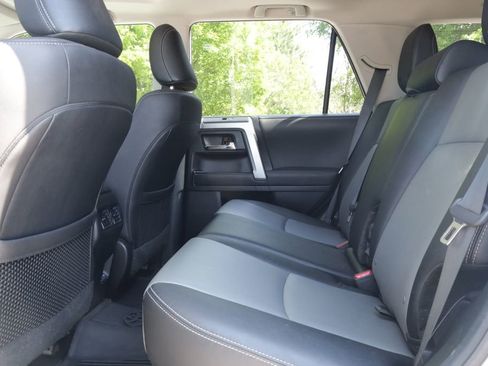 Used 2023 Toyota 4Runner SR5 Premium w/ Moonroof Package RWD image 17